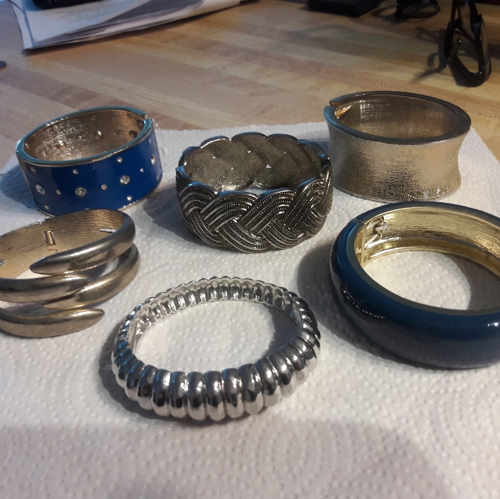 Jewelry Lot of 6 vintage clamper bracelets